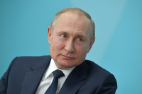 Путин поздравил Бжанию с избранием на пост президента Абхазии
