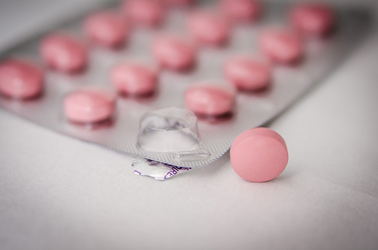 Комитет Совета Федерации поддержал закон о сдерживании цен на лекарства