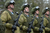 Владимир Путин поручил проверить готовность армии к борьбе с коронавирусом