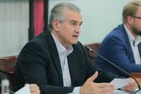 Аксенов предложил предоставить медработникам бесплатный проезд на время режима повышенной готовности