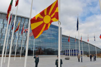 Перед штаб-квартирой НАТО подняли флаг Северной Македонии