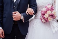 Минюст обеспечит дистанционную регистрацию браков