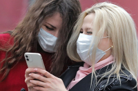 Эксперт: медицинская маска дает ложное ощущение защиты от коронавируса