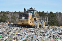 Минприроды предложило установить нулевую ставку НДС на услуги мусорных операторов 