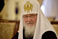 Патриарх Кирилл призвал верующих смотреть трансляции богослужений