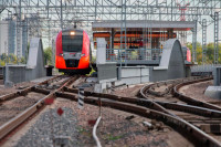 В России временно отменят 32 поезда дальнего следования