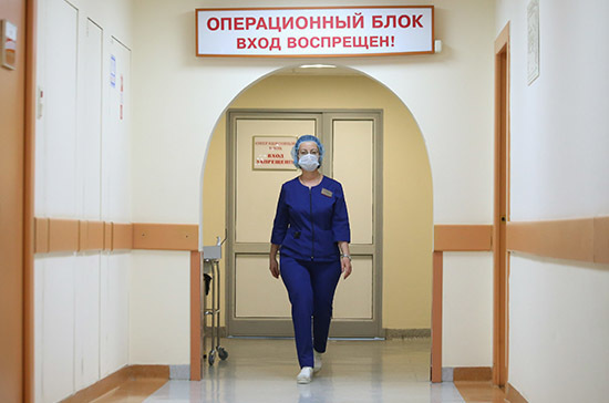 В Петербурге с трёх больниц сняли карантин по коронавирусу