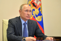 Путин поручил Минобороны представить предложения по борьбе с COVID-19