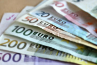 Члены правительства Австрии пожертвуют свои зарплаты на помощь гражданам страны