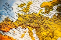 СМИ спрогнозировали сроки открытия границ стран Европы