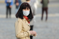 В Московской области готовятся ввести обязательное ношение масок при выходе из дома