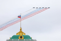 Путин поручил Шойгу поблагодарить участников и организаторов авиапарадов