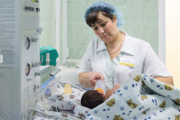 Минздрав рекомендовал проверять новорождённых на коронавирус