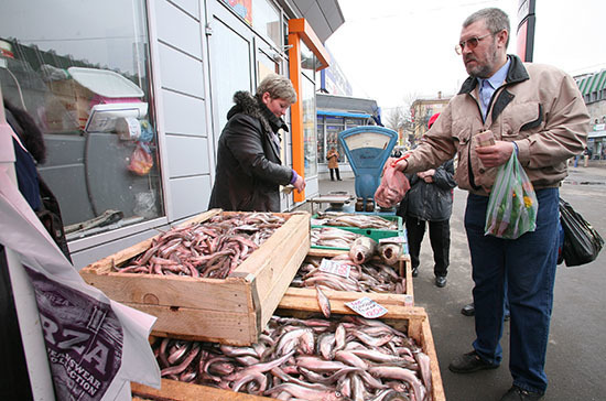 В Финском заливе предлагают ограничить вылов корюшки до конца года