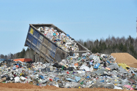 Вострецов предложил запретить вывоз пищевых отходов на свалки, пишут СМИ
