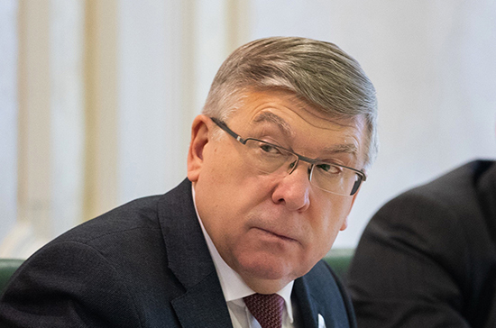 Рязанский оценил законопроект о минимальной почасовой оплате труда