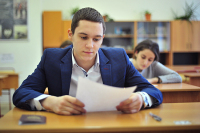 Роспотребнадзор разработает требования к работе школ во время ЕГЭ-2020