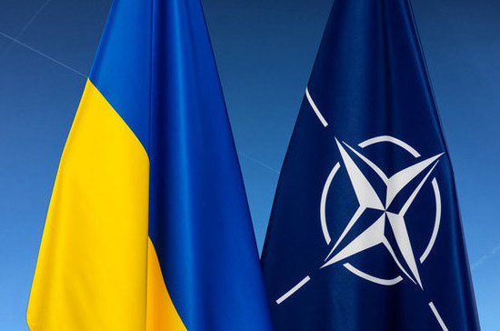 НАТО предоставила Украине статус партнера с расширенными возможностями 