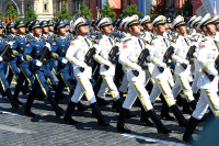 Китайский эксперт назвал цель участия китайских военных в Параде в Москве