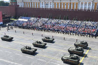Онищенко назвал центральную трибуну Парада Победы в Москве самым безопасным местом в стране