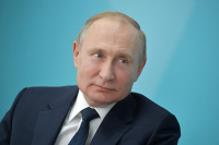 Владимир Путин после парада переговорил с главами Казахстана и Узбекистана