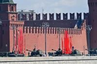 Парад в ознаменование 75-й годовщины Победы в Великой Отечественной войне может считаться одним из крупнейших за всю историю. Но и ему не сравниться с масштабом первого Парада Победы: 24 июня 1945 года по Красной площади прошло порядка 35 тысяч солдат и офицеров, также в нём было задействовано 1850 единиц боевой техники. Один только проезд колонны бронетехники и артиллерии занял 50 минут! фото: АГН Москва