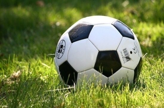 Команды чемпионата России по футболу не будут исключать за два «технаря»
