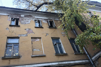 Аварийные дома на улице Розы Люксембург в Иркутске расселят до 2021 года