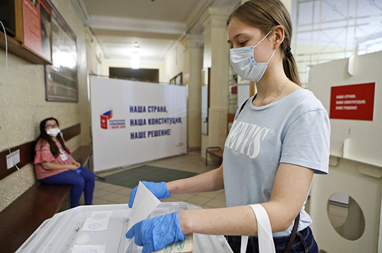 Депутаты Европейского парламента будут наблюдать за голосованием в Крыму