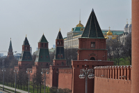 В Кремле не рассматривают вариант проведения президентских выборов в многодневном формате