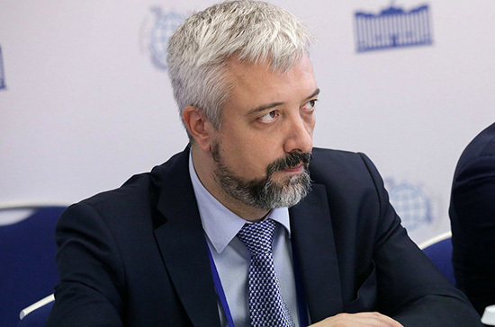 В Госдуму внесли проект постановления о досрочном прекращении полномочий депутата Примакова