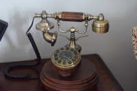 138 лет назад начали работу первые в России телефонные станции