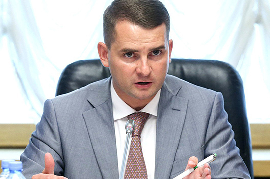 Ярослав Нилов поддержал идею дать регионам право снижать налог для самозанятых до 1%