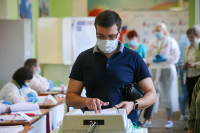 ЦИК поручил проверить данные россиян для выявления фактов двойного голосования