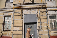 До конца года из аварийного жилья расселят 55 тысяч россиян
