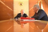 Путин провел встречу с Шойгу после военно-морского парада