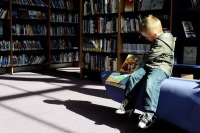 Библиотеки обяжут выдавать книги согласно возрастной маркировке