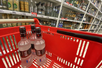 Во Владимирской области ввели штраф за покупку алкоголя несовершеннолетним
