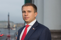 Депутат Романов поздравил петербургских строителей с профессиональным праздником