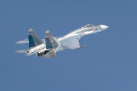 Российский Су-27 перехватил самолёты США над Чёрным морем
