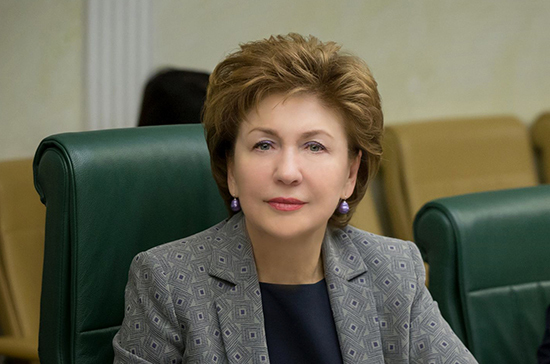 Карелова отметила значимость диалога женщин-парламентариев в условиях новых вызовов