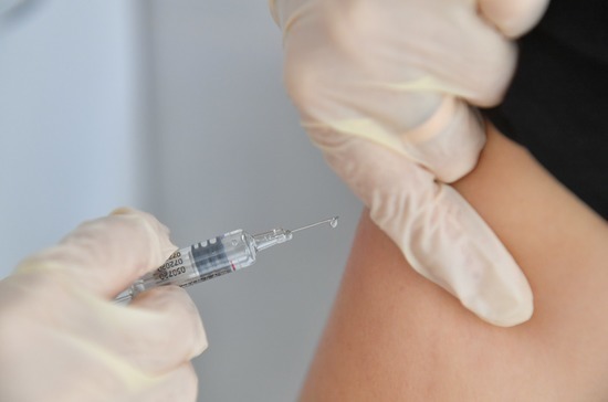 Вакцинация от коронавируса в Москве начнётся с 5 сентября