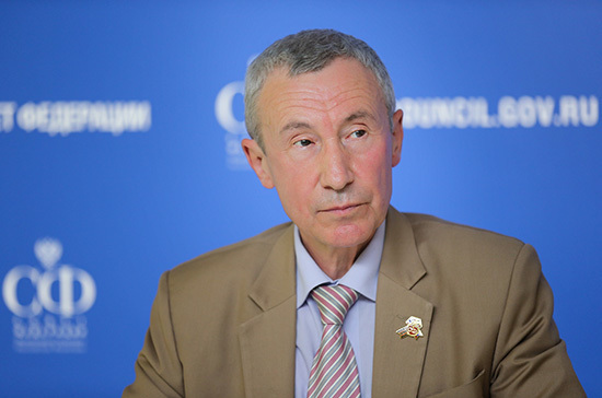 Климов: предложение МИД расширить действие санкций за нарушение прав россиян обсуждалось давно