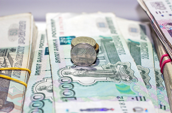 Восстановление реальных доходов россиян будет постепенным, заявил Решетников