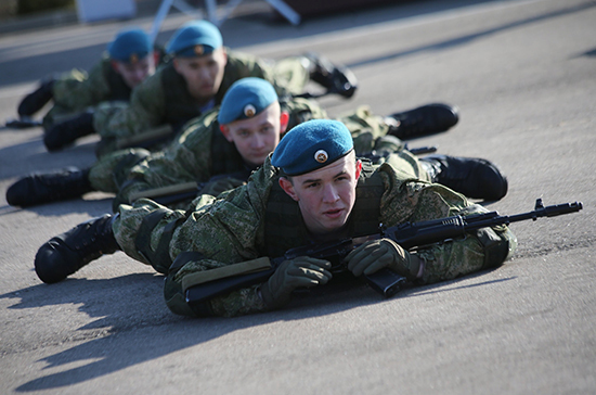 В России могут расширить основания для досрочного увольнения с воинской службы
