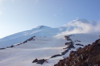 Спасатели нашли заблудившихся на Эльбрусе альпинистов из Подмосковья