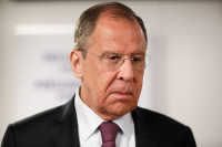 Германия взяла курс на сдерживание России, заявил Лавров