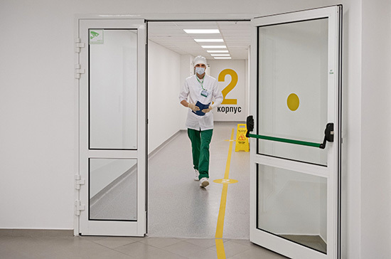 В Новосибирской области две больницы перепрофилируют в инфекционные госпитали