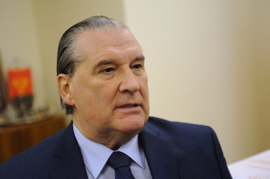 Сенатор Александров награждён почётным знаком Совета Федерации
