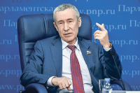Сенатор Климов назвал сведением счетов введение санкций против шести россиян